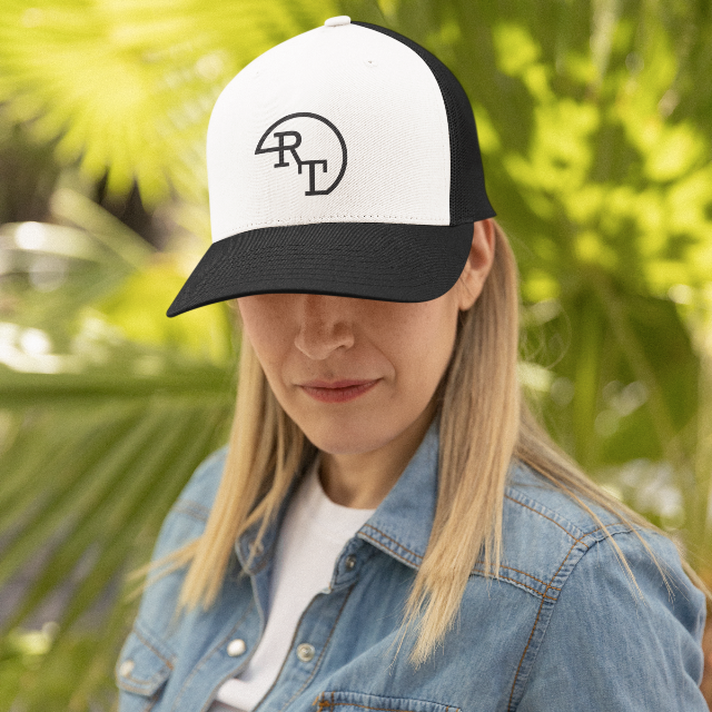 Rustic Territory Cattle White & Black Cap